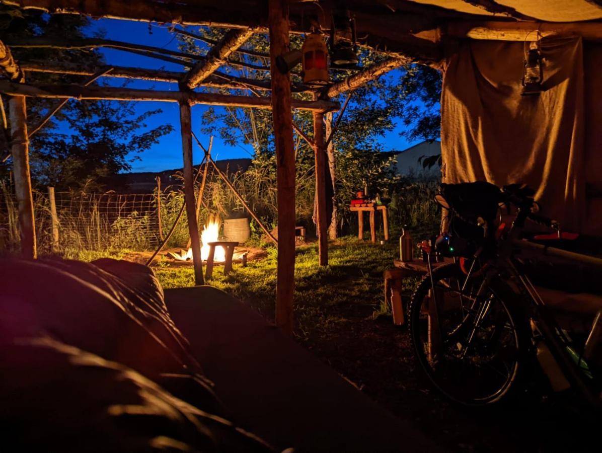 Au Pied Du Trieu, The Shelter Hotel Labroye Luaran gambar