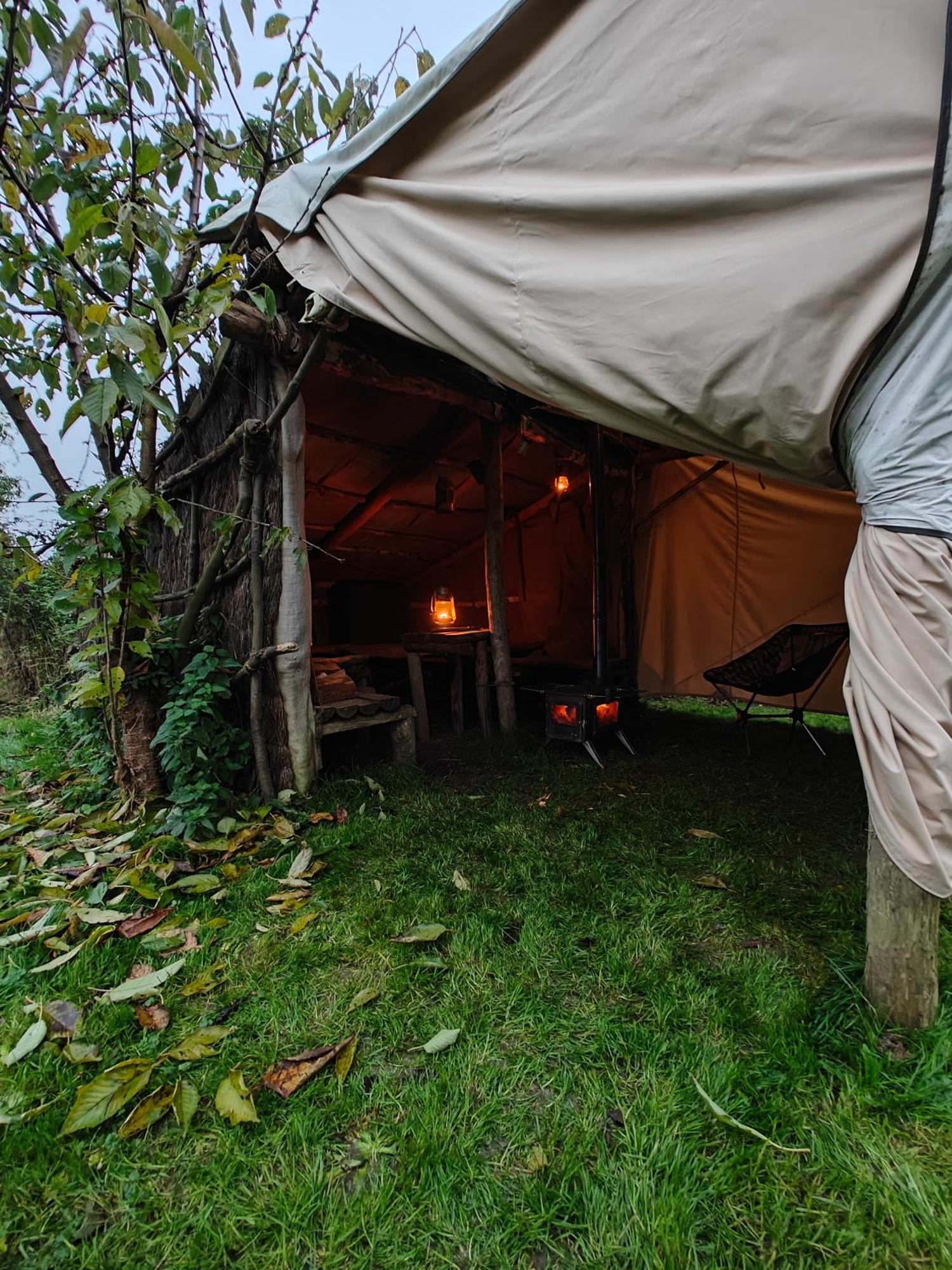 Au Pied Du Trieu, The Shelter Hotel Labroye Luaran gambar